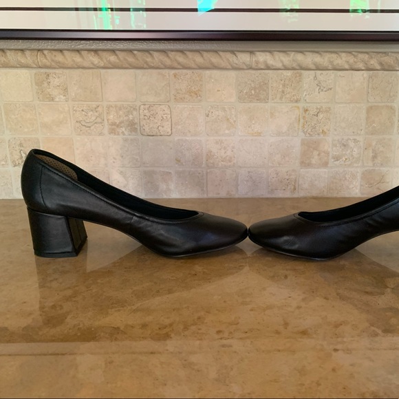 Steve Madden Shoes - Steve Madden Black Leather Heels